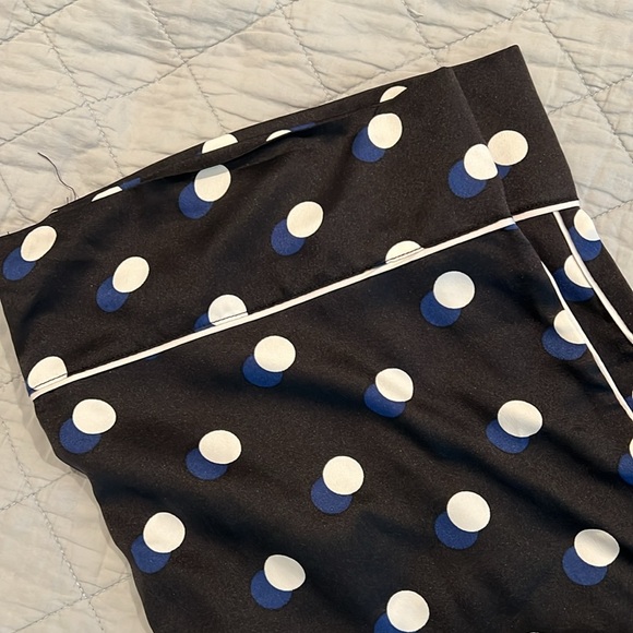 Victoria's Secret satin pajama pants - Picture 4 of 5